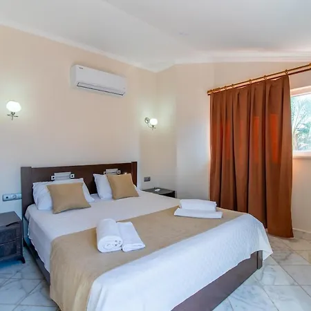 Coral6 With Private Pool And Direct Sea Views Villa *