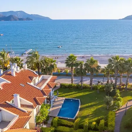 Coral6 With Private Pool And Direct Sea Views Fethiye